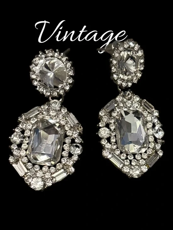 Vintage Crystal Drop Earrings - Silver Rhinestone Bridal Jewelry - Picture 1 of 1